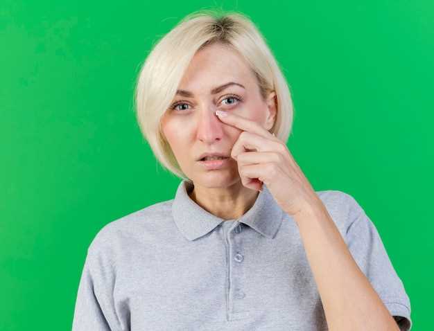 Какие капли использовать при слезоточивости глаз?